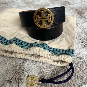 Tory Burch Reversible Logo Belt - size S